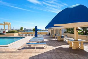 7601 E Treasure Dr, North Bay Village, FL 33141 - Photo 22