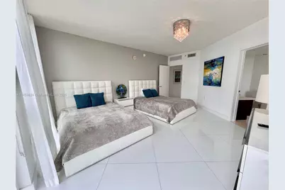 200 Sunny Isles Blvd #2-PH2, Sunny Isles Beach, FL 33160 - Photo 14