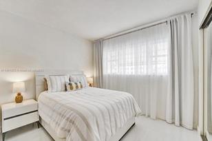 300 Golden Isles Dr, Hallandale Beach, FL 33009 - Photo 28