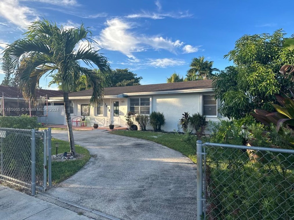 1673 Sw 7th St, Homestead, FL 33030