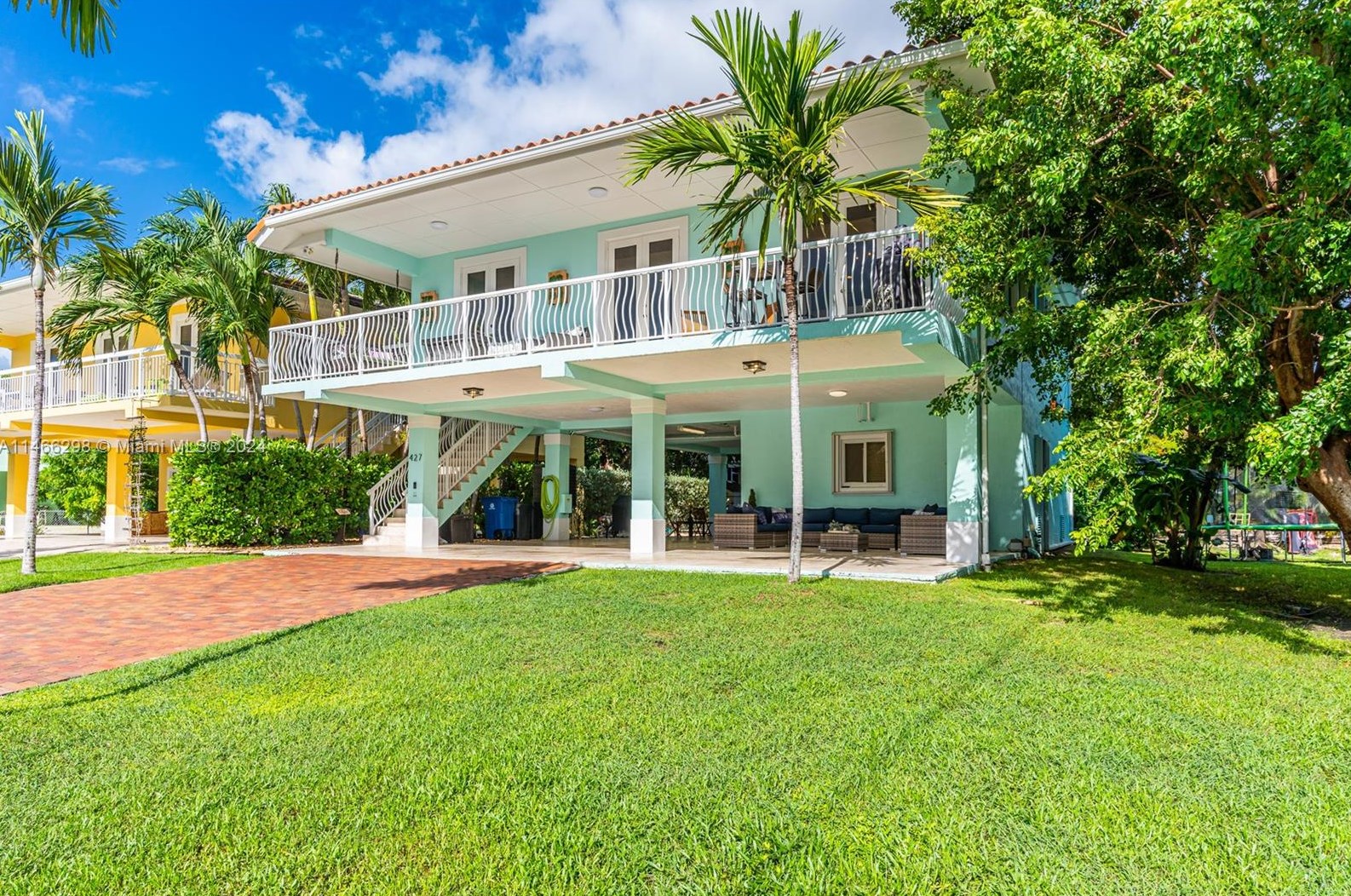 427 4th Rd, Key Largo, FL 33037-4804