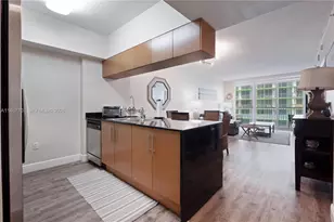 1750 N Bayshore Dr, Miami, FL 33132 - Photo 4