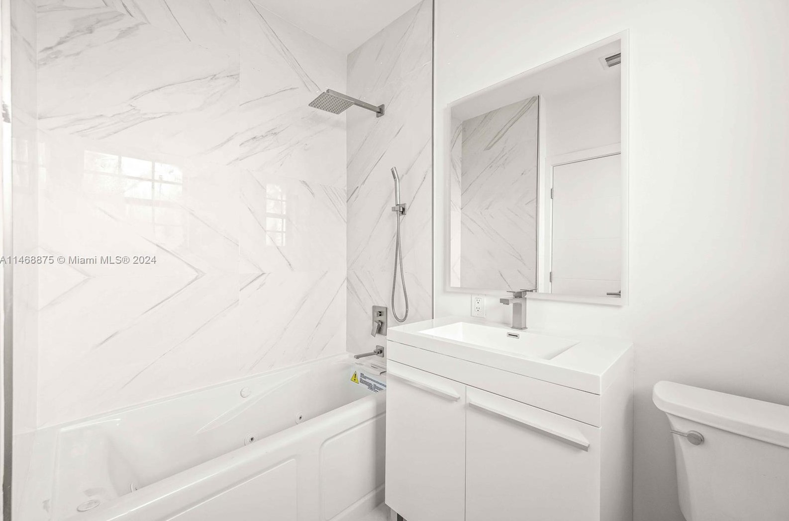 345 Fairway Dr, Miami FL exterior