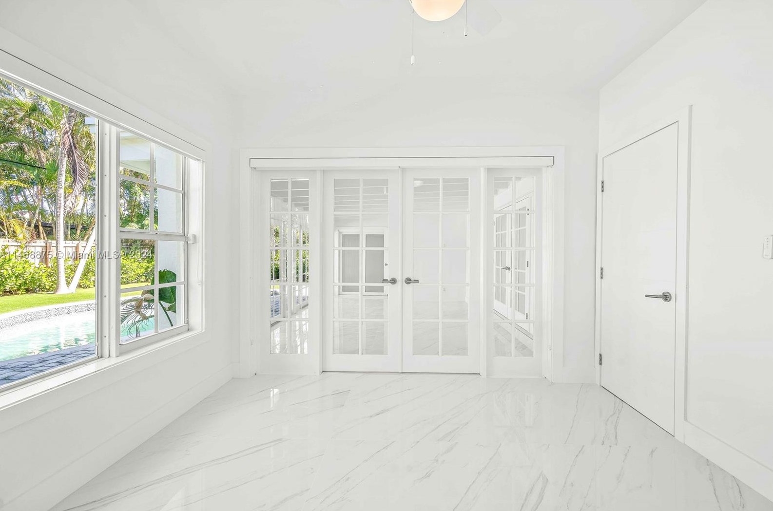 345 Fairway Dr, Miami FL exterior