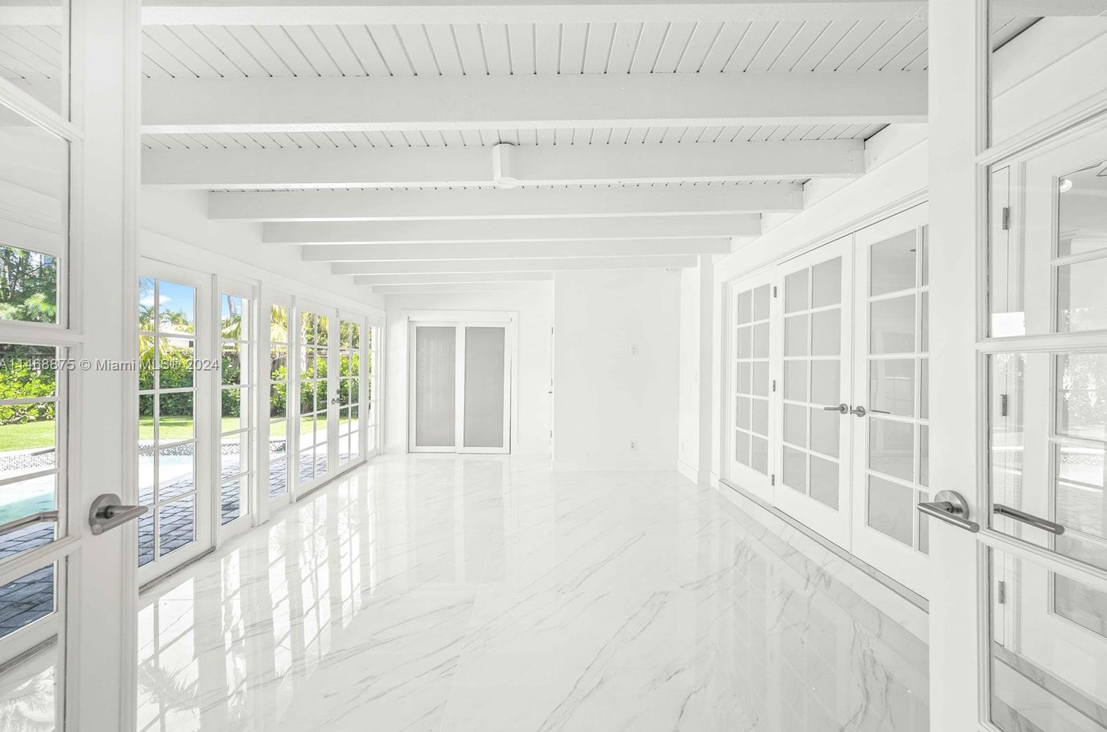 345 Fairway Dr, Miami FL exterior