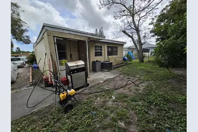 1817 NW 25th Ave, Fort Lauderdale, FL 33311 - Photo 18