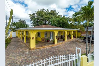 901 E 32nd St, Hialeah, FL 33013 - Photo 4