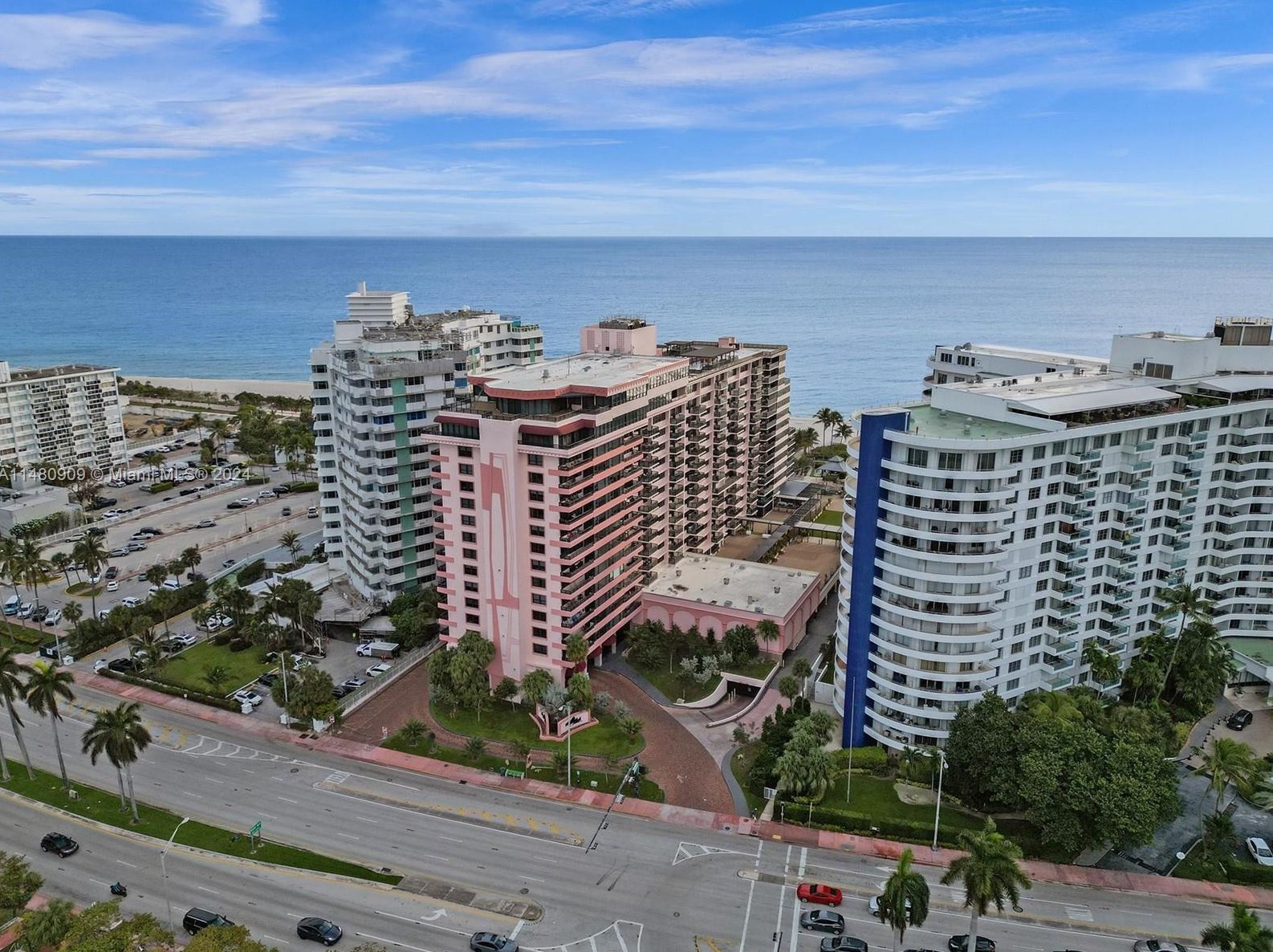 5225 Collins Ave #614, Miami, FL 33140