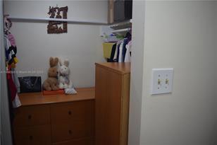 3940 NW 42nd Ave, Lauderdale Lakes, FL 33319 - Photo 18