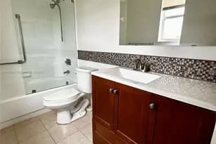 480 Executive Center Dr, West Palm Beach, FL 33401 - Photo 8