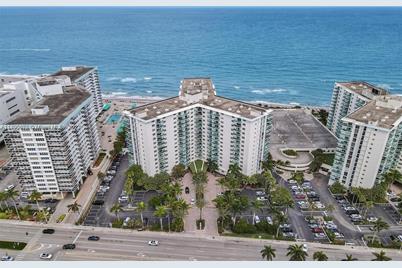 3801 S Ocean Dr #2C - Photo 1