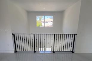 3562 Forest View Cir, Dania Beach, FL 33312 - Photo 30