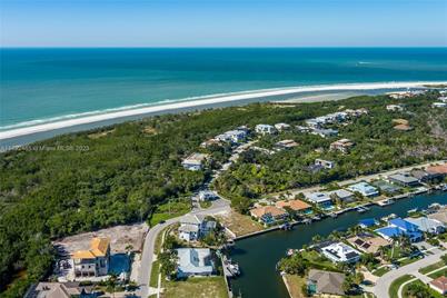 609 Spinnaker Drive, Other City - In The State Of Florida, FL 34145 - Photo 2