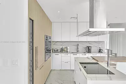 15701 Collins Ave #805, Sunny Isles Beach, FL 33160 - Photo 66