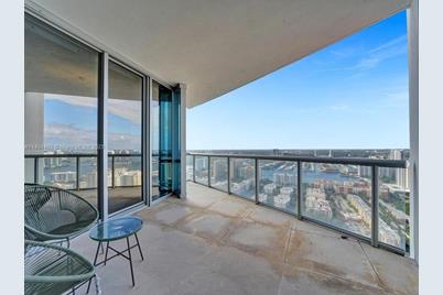 17121 Collins Ave #3905/3904, Sunny Isles Beach, FL 33160 - Photo 26