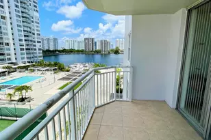 18041 Biscayne Blvd, Aventura, FL 33160 - Photo 60