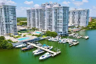 18041 Biscayne Blvd, Aventura, FL 33160 - Photo 2