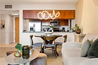 1200 Brickell Bay Dr #3619, Miami, FL 33131 - Photo 10
