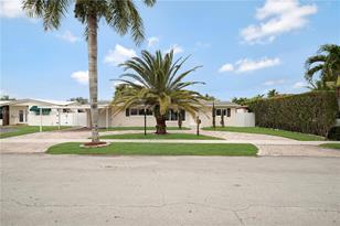 1739 W 79th St, Hialeah, FL 33014