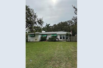 1000 NW 153rd St - Photo 1