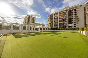 6365 Collins Ave, Miami Beach, FL 33141 - Photo 36