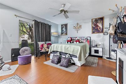 281 S Hollybrook Dr #103, Pembroke Pines, FL 33025 - Photo 10