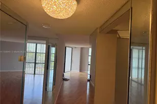 1000 Parkview Dr, Hallandale Beach, FL 33009 - Photo 12