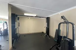 1805 Sans Souci Blvd, North Miami, FL 33181 - Photo 30