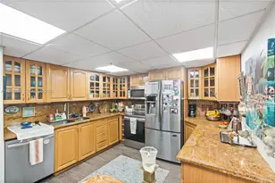 210 174th St, Sunny Isles Beach, FL 33160 - Photo 8