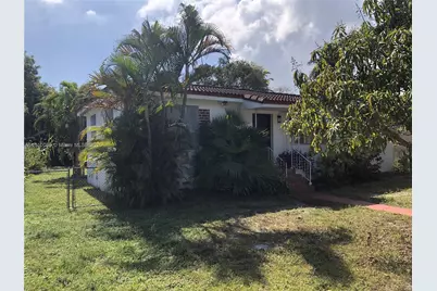 1256 NE 149th St, Miami, FL 33161 - Photo 4