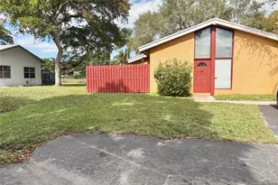 7351 W Sunrise Blvd, Plantation, FL 33313 - Photo 2
