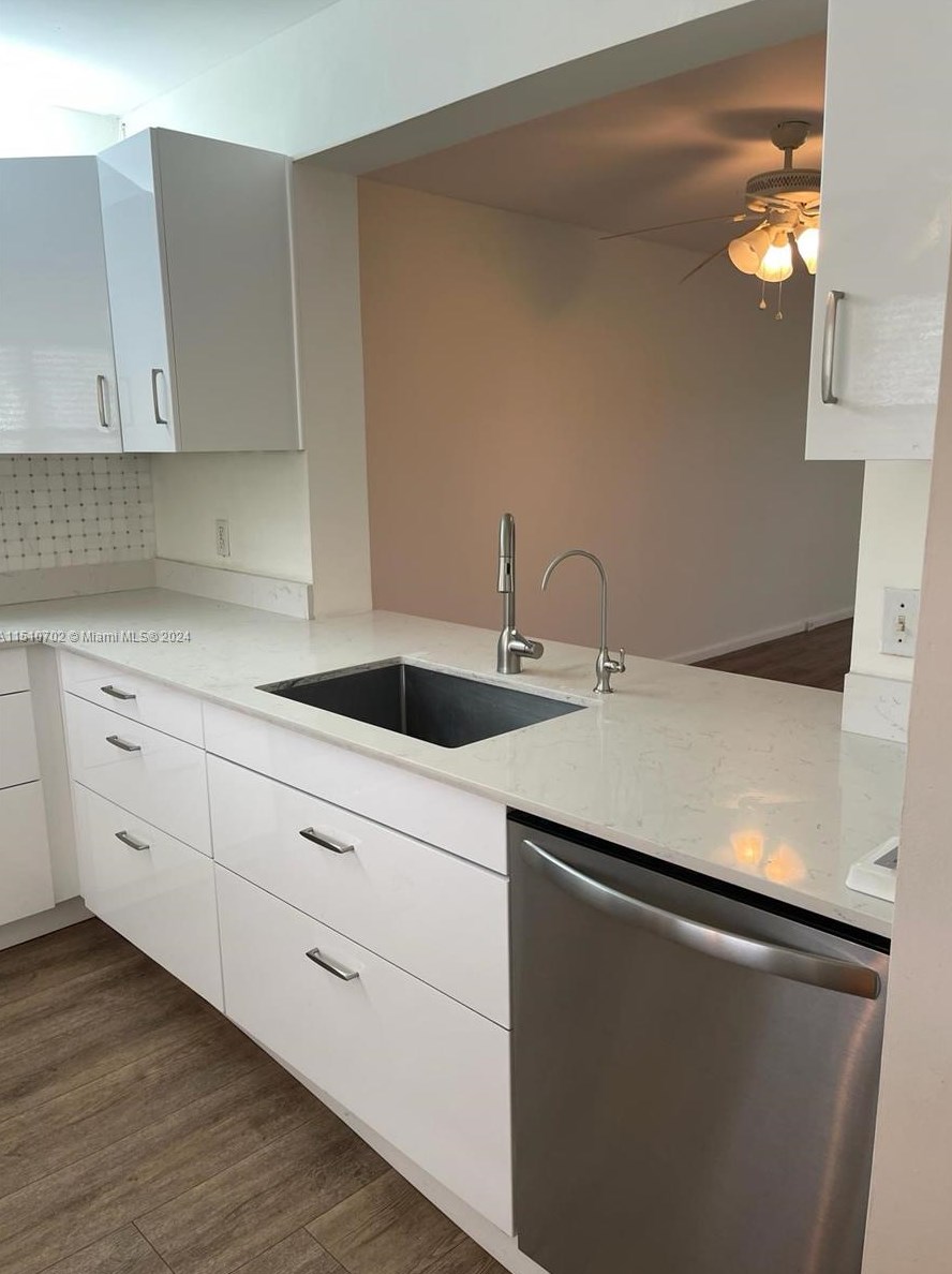 1101 128th Ter, Hollywood FL  33027-1995 exterior