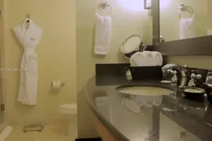 18001 Collins Ave, Sunny Isles Beach, FL 33160 - Photo 8