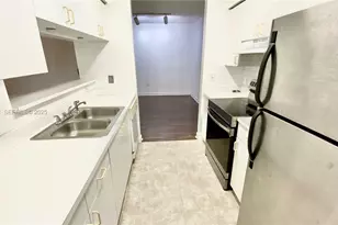 19901 E Country Club Dr, Aventura, FL 33180 - Photo 8