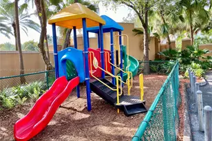 19901 E Country Club Dr, Aventura, FL 33180 - Photo 18