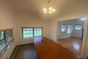 8900 NE 1st Ave, El Portal, FL 33138 - Photo 16