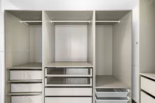 5875 Collins Ave, Miami Beach, FL 33140 - Photo 18