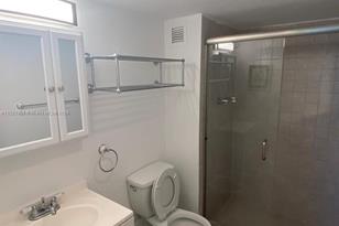 2450 NE 135th St, North Miami, FL 33181 - Photo 10