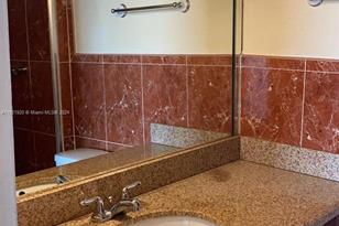 2000 NE 135th St, North Miami, FL 33181 - Photo 18