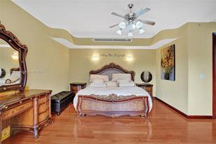 12 Seacrest Pkwy, Hollywood, FL 33019 - Photo 26