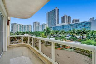12 Seacrest Pkwy, Hollywood, FL 33019 - Photo 34