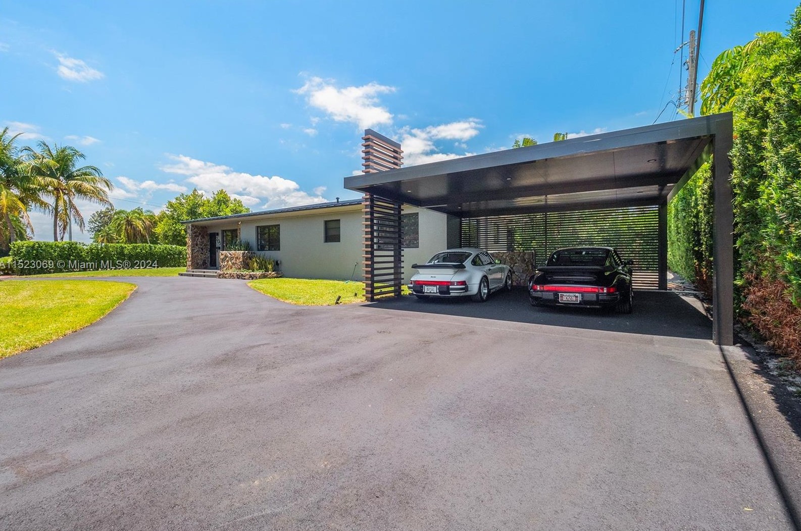 205 Fairway Dr, Miami FL exterior