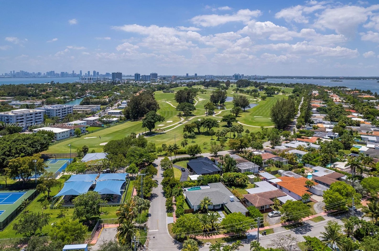 205 Fairway Dr, Miami FL exterior