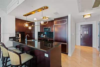 4391 Collins Av #1007, Miami Beach, FL 33140 - Photo 14