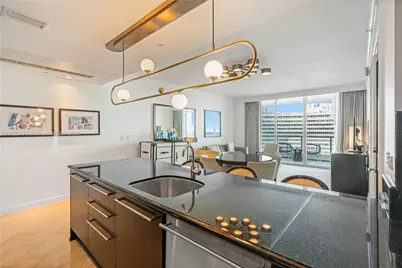 4391 Collins Av #1007, Miami Beach, FL 33140 - Photo 18