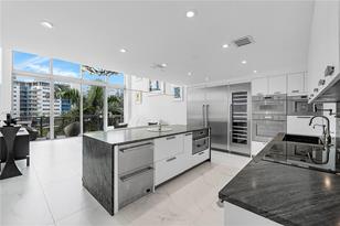 6000 Collins Ave, Miami Beach, FL 33140 - Photo 12