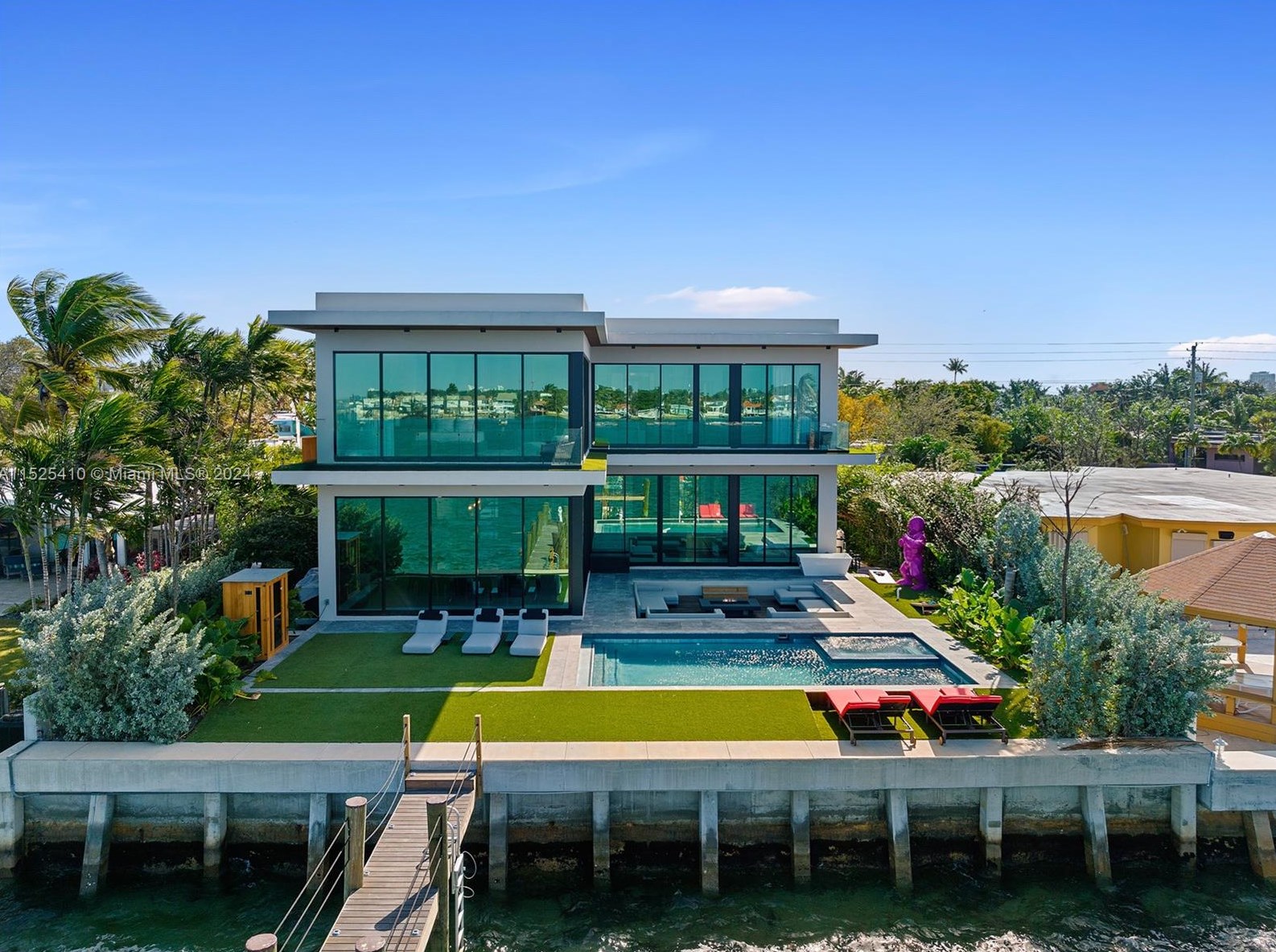 1485 Cleveland Rd, Miami, FL 33141-1714