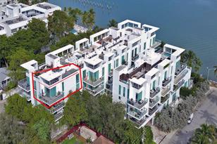 720 NE 62nd St, Miami, FL 33138 - Photo 32