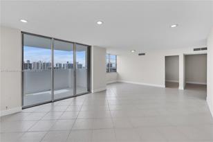 2780 NE 183rd St - Photo 8