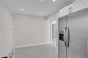 2780 NE 183rd St - Photo 12